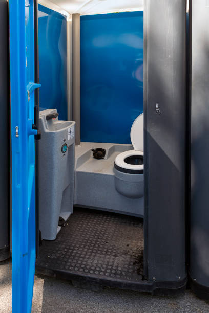 Best Portable toilet rental cost  in Neosho, MO